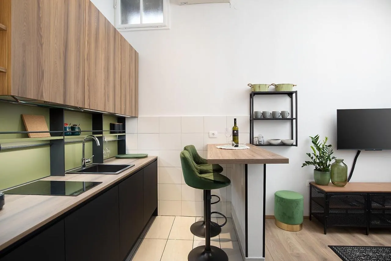 Apartment Deluxe Ana  Pula