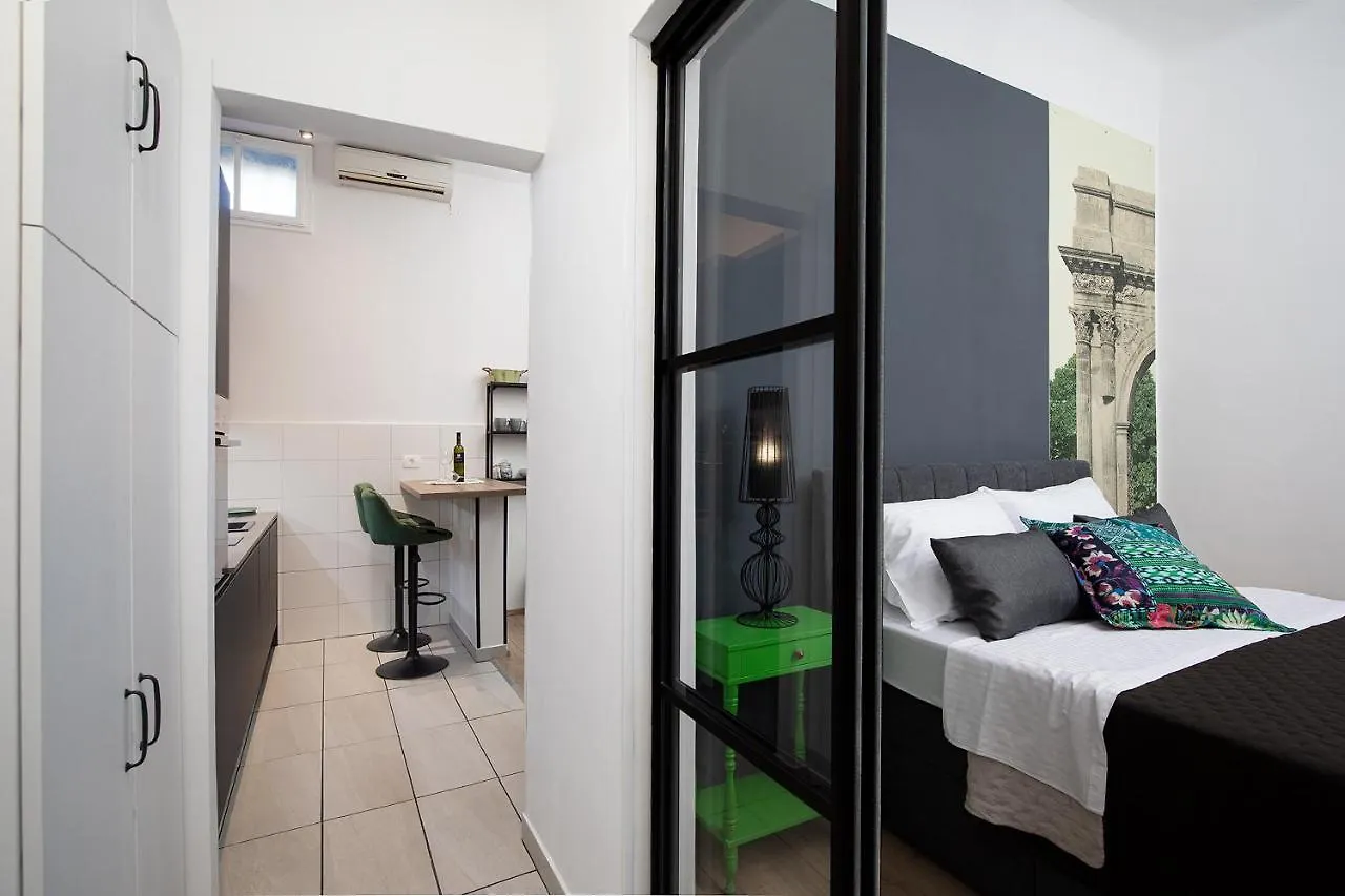 Apartment Deluxe Ana 0*, Pula Croatia