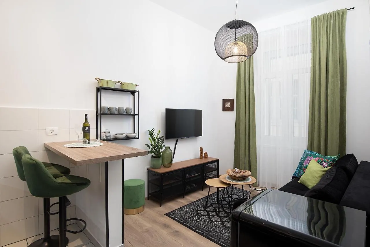 Apartment Deluxe Ana Pula Kroatien